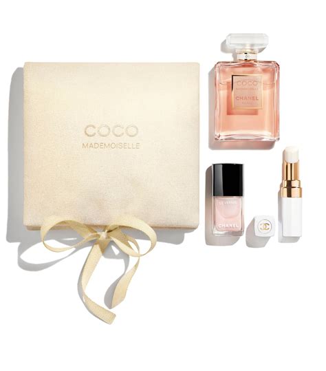 coco mademoiselle secret look pouch